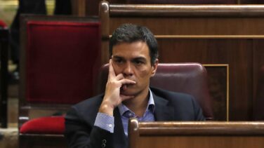 Sánchez vs. Rajoy: moción de censura en un minuto