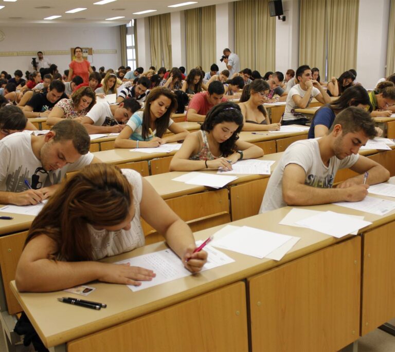 Denuncian que una encuesta a alumnos de ESO en Tarragona pregunta si son independentistas