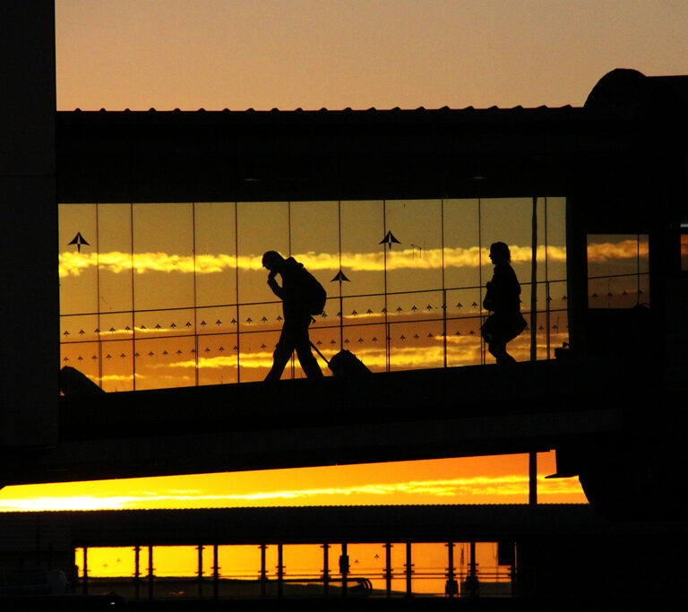 El boom del turismo impulsa a los aeropuertos a un año récord con 230 millones de pasajeros