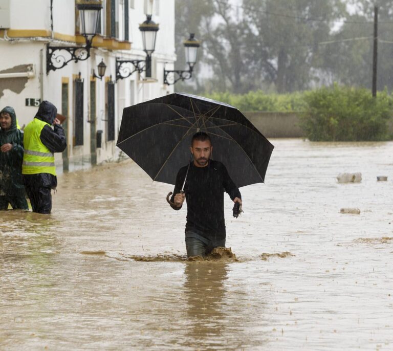 Cerca de un millón de españoles vive en zonas de inundación recurrente en la costa