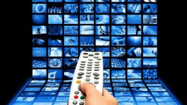 España se engancha a la TV de pago: más de 6 millones de clientes disparan un 15% sus ingresos