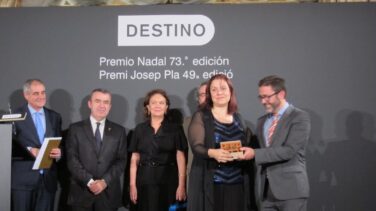 Care Santos gana el Premio Nadal con una historia sobre la culpa y el perdón