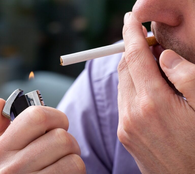 Este vídeo muestra los pulmones de un hombre que ha fumado durante 30 años