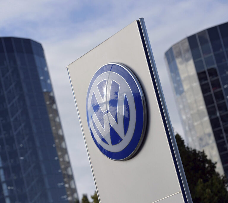 Siete años de cárcel para un ex ejecutivo de Volkswagen por caso de las emisiones