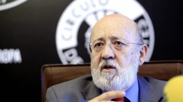 El Gobierno respalda a Tezanos al frente del CIS: "Desarrolla una buena labor"