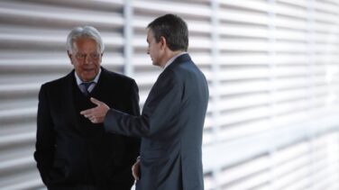 Zapatero rechaza un debate cara a cara con Felipe González