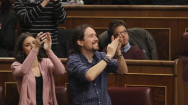 PP y Podemos se enzarzan en el Congreso y Montero acusa de "matonismo" a los populares