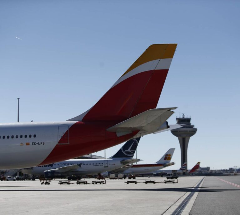 Iberia toma el control de Barajas: se quedará con más de la mitad de pasajeros de Madrid