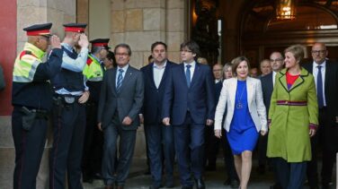 Policías piden al TC la suspensión de Forcadell y Puigdemont para evitar un "conflicto social irreversible"