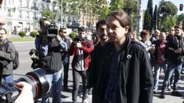 Iglesias envía una carta al PSOE para que se sume a la moción de censura