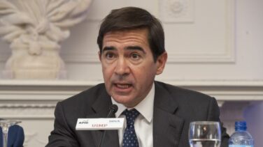 Torres Vila (BBVA): "Las fusiones en banca no son un riesgo para la competencia"