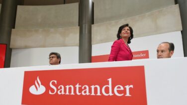Santander ampliará capital por 7.072 millones con un descuento del 17%