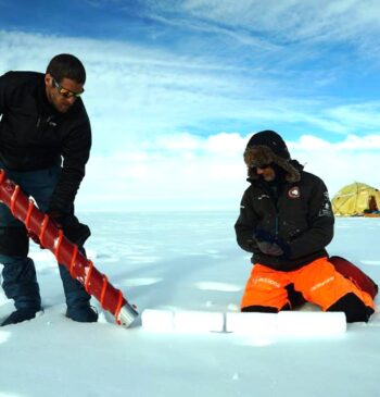 En busca de los secretos de la nieve del Ártico