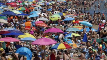 España pierde 164.000 turistas británicos en pleno verano a las puertas del Brexit