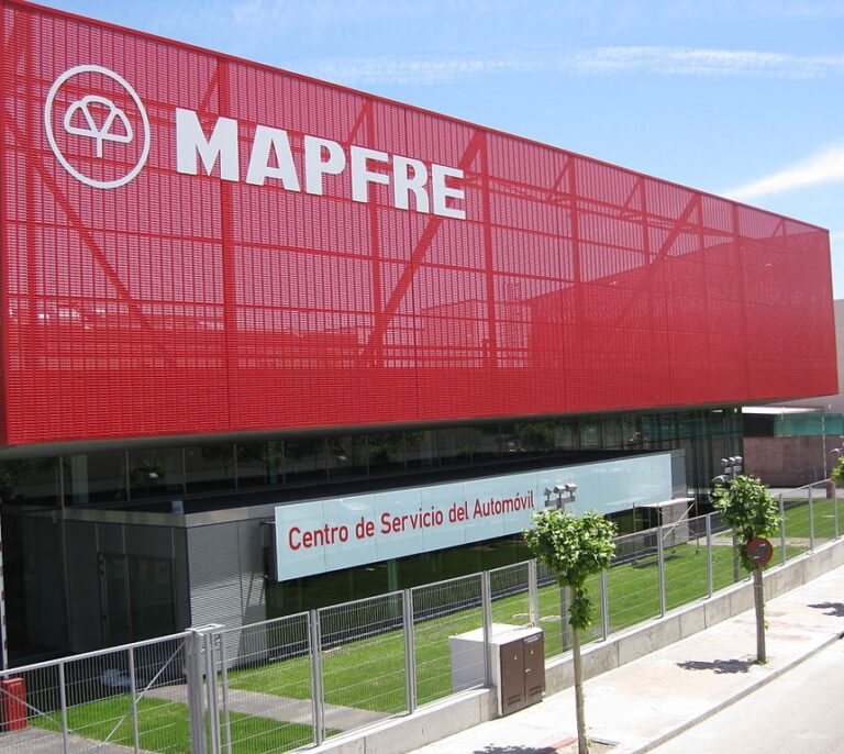 Mapfre lanza un fondo de inversión para financiar la compra de material sanitario