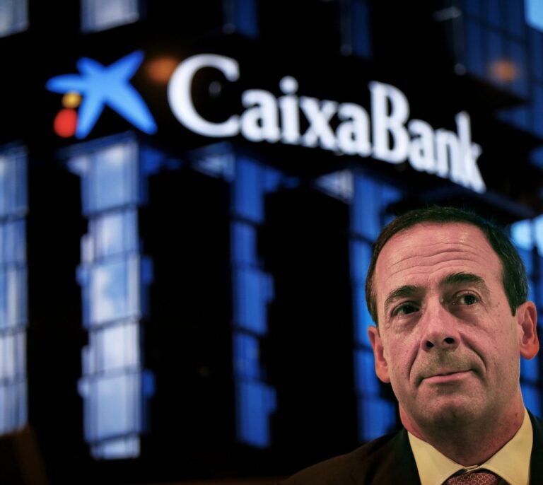 CaixaBank asegura que sus "decisiones futuras" buscarán "proteger a sus clientes"