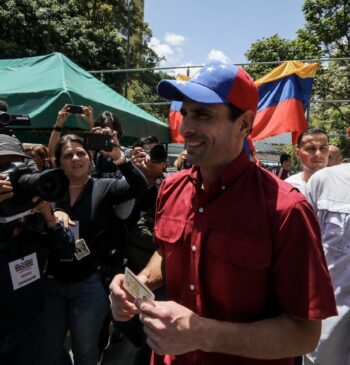 Capriles: "Invito al señor Iglesias a venir a Venezuela, pero le vamos [...]