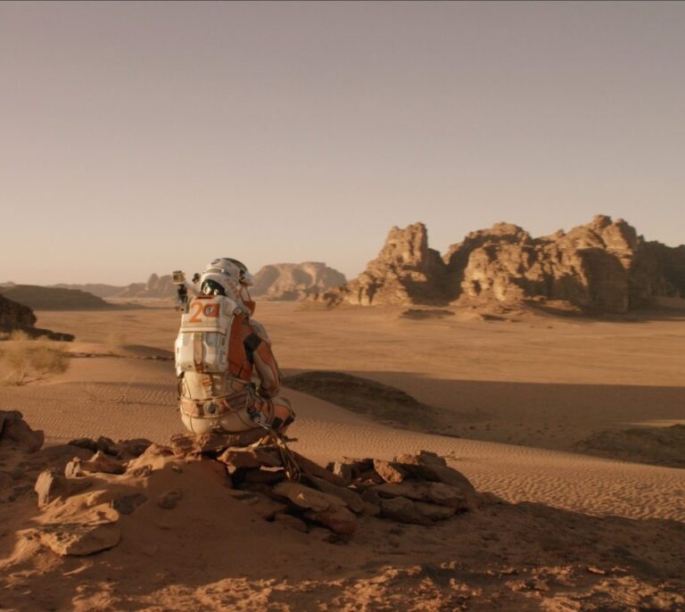 Por qué buscar vida en Marte si su superficie se ha demostrado inhabitable