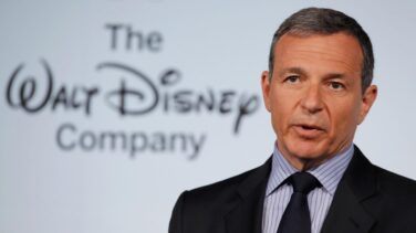 China aprueba la compra de Fox por parte de Disney y se prepara para derrocar a Netflix