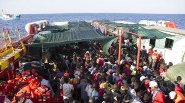 Save the Children anuncia que suspende sus operaciones de rescate en el Mediterráneo