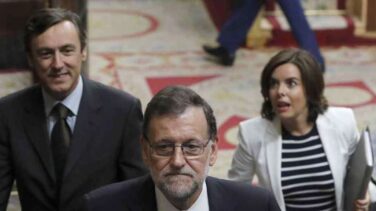 Moncloa apremia a Ministerios y diputados a que "fuercen la máquina" frente a PSOE y Podemos