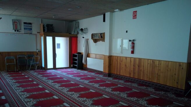Los Mossos investigan la mezquita donde trabajaba el imán de Ripoll