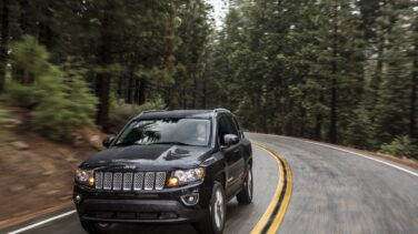 Fiat Chrysler sortea las dudas del motor en bolsa y ya casi vale lo mismo que Renault