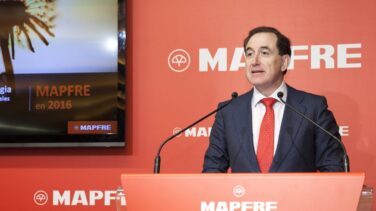 Mapfre pierde hasta 200 millones por las catástrofes y cae a mínimos de 10 meses