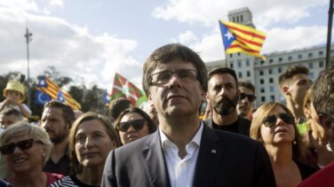 Puigdemont pide "dejar tranquilos" a Mossos porque su prioridad es seguridad