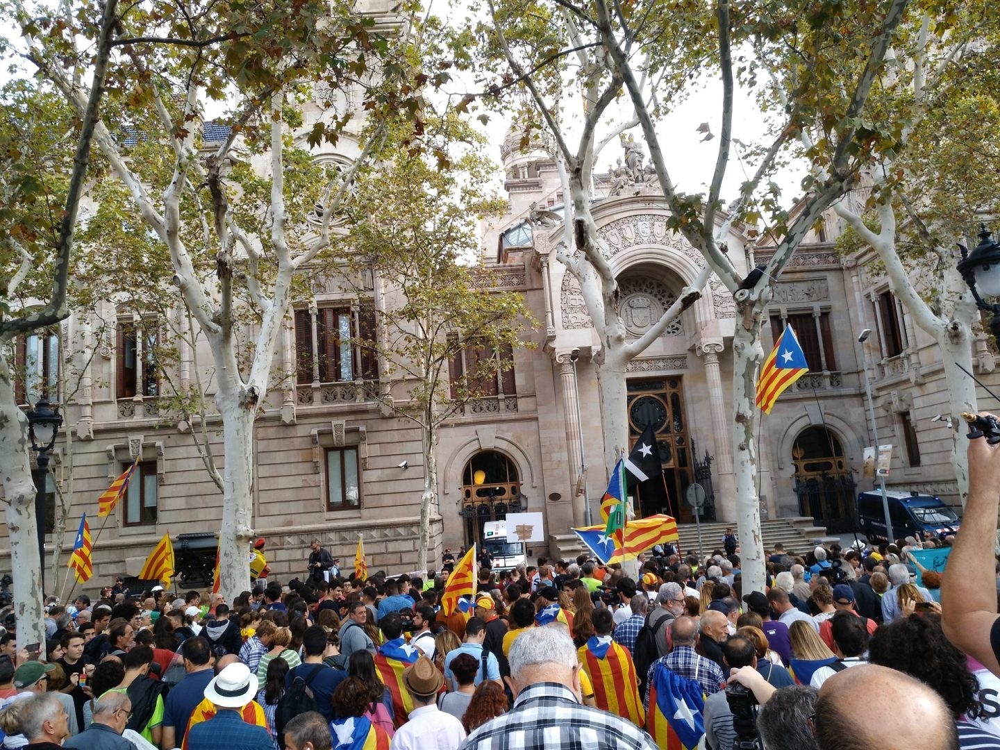 Manifestaciones ante la sede del TSJC en Barcelona.