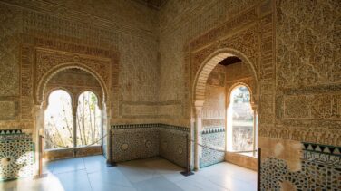 La Alhambra denuncia a una web que vendía entradas por más de 700 euros cuando el monumento cerraba