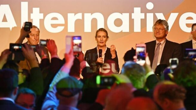 La ultraderecha provoca un tsunami en la política alemana