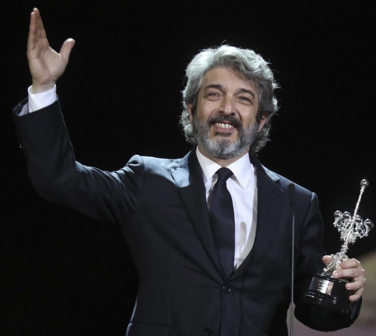 Ricardo Darín dedica su Premio Donostia a Argentina y toda Sudamérica