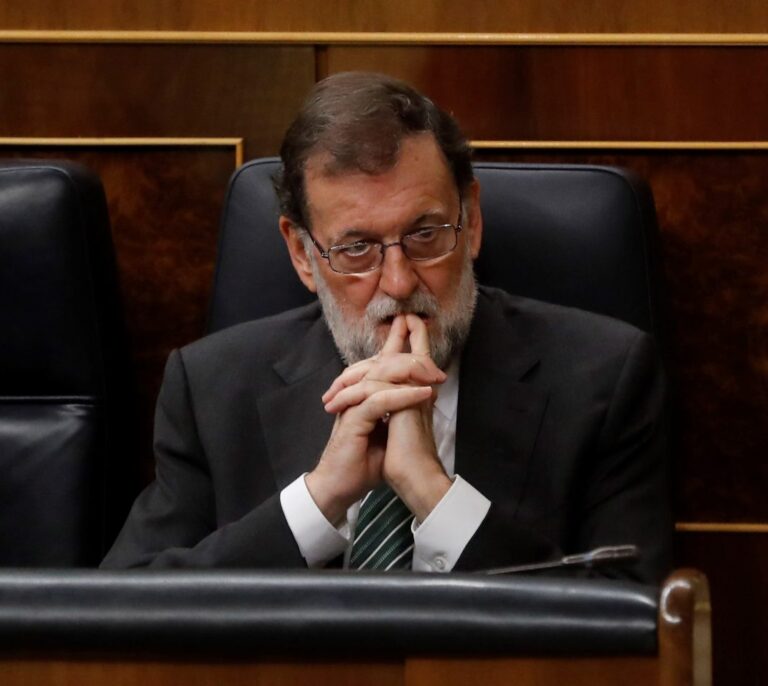 Temores de Rajoy ante el 155: que la Generalitat recurra al TC y la rebelión de funcionarios