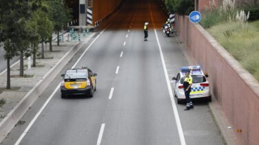 Un turista cae desde un puente de la Ronda Litoral de Barcelona tras sufrir un atraco