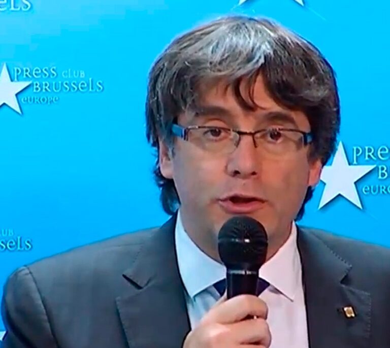 El abogado de Puigdemont dice ahora que propondrá que le "interroguen en Bélgica"