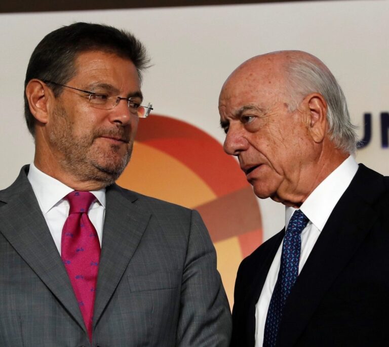 El presidente del BBVA pide subir sueldos públicos para fichar “lo mejor del país”