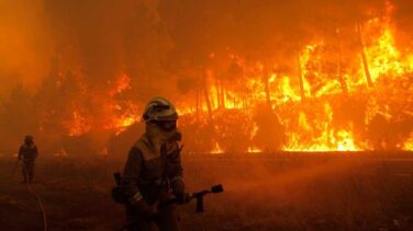 Cuatro muertos y quince incendios con riesgo para la población en Galicia