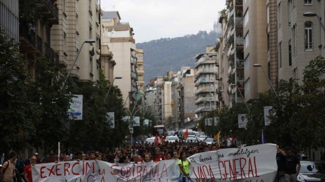 Golpe a la huelga en Cataluña: la patronal la recurre y CCOO y UGT no la apoyan