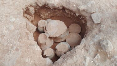 Encuentran urnas funerarias de la edad de Bronce en las excavaciones de Vilanera (Girona)