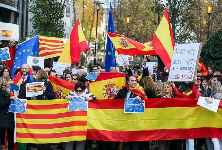 La deuda española se olvida de la crisis de Cataluña y alcanza su mejor nivel desde junio