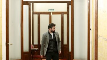 Rufián le espeta a Rajoy si tras el 21-D "se comportará como carcelero o como demócrata"