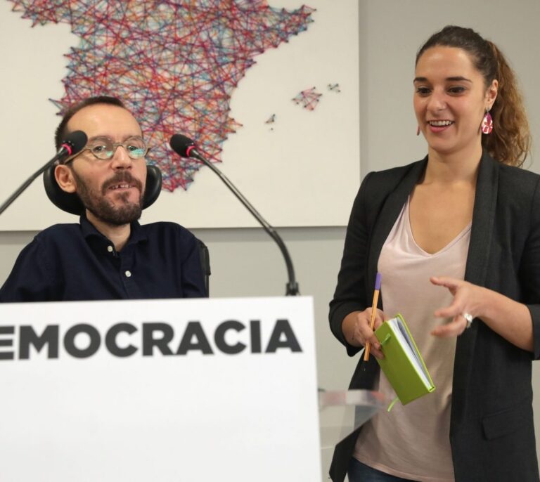 Podemos condiciona una reforma de la Constitución a la salida del PP del Gobierno