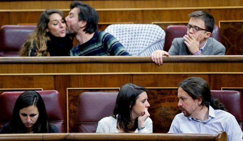 Los diputados de Unidos Podemos, en el Congreso de los Diputados este martes.