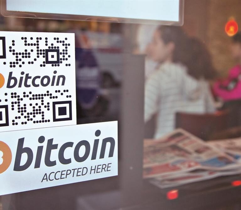 Escalada imparable del bitcoin: roza los 10.000 dólares al subir un 70% en un mes