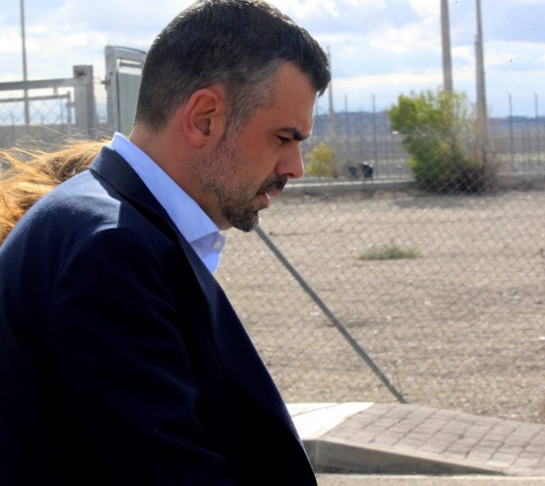 Santi Vila reprocha a la juez Lamela que le enviara a prisión mientras reunía la fianza