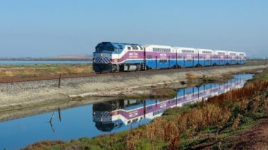 Renfe perdió el AVE a California en la ronda de preguntas, que conocía de antemano