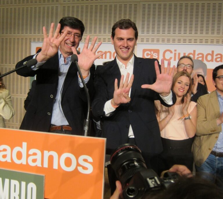 Los 'idus de marzo' de Ciudadanos amenazan el poder de Susana Díaz