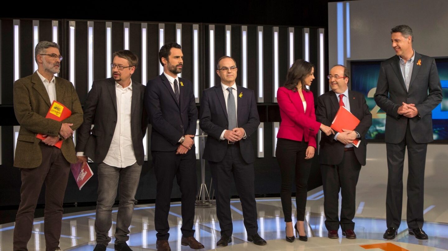 Los participantes en el primer debate catalán.