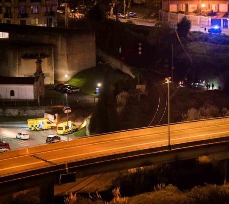 Muere una mujer tras ser arrollada por un tren en La Coruña